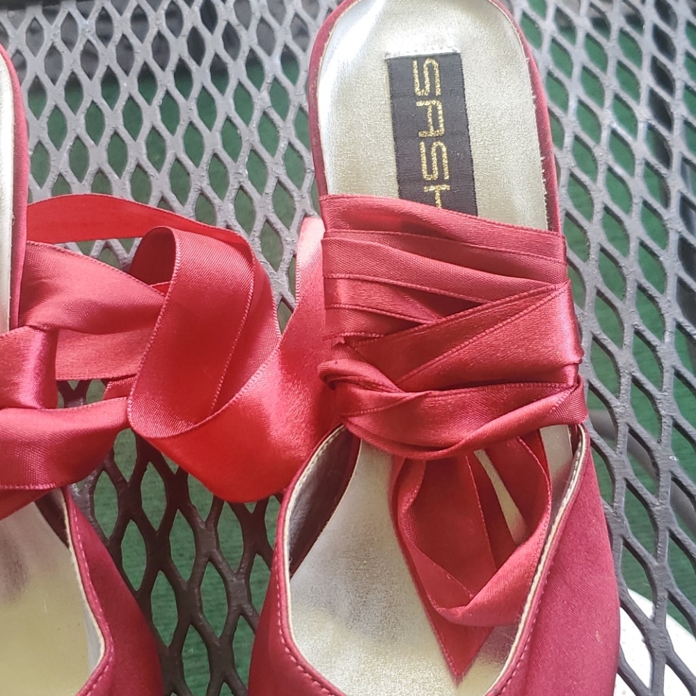 SHASHU Red Satin Ribbon Shoes - Picture 4 of 11